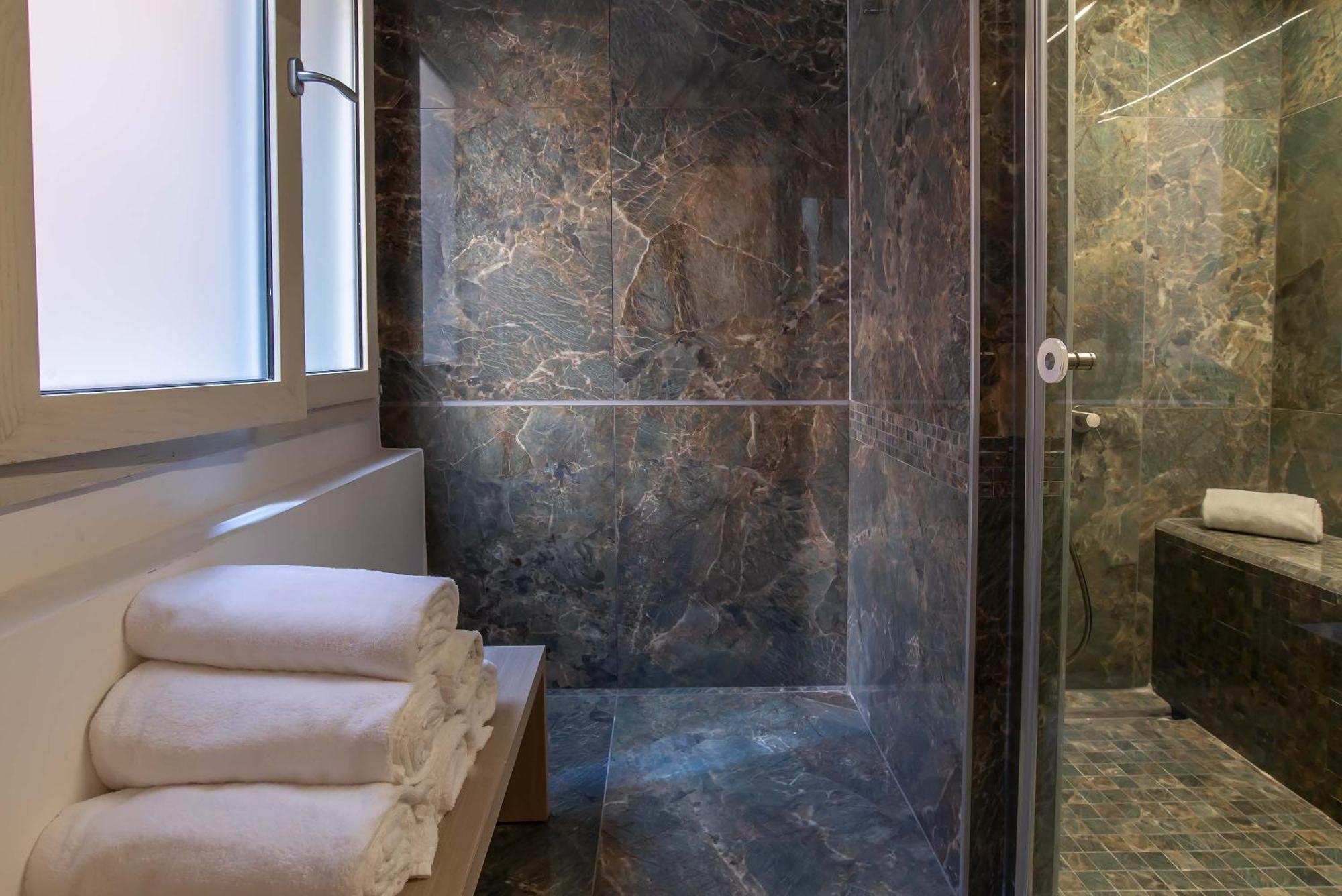 Ora Acanfora Suites Рим Екстериор снимка