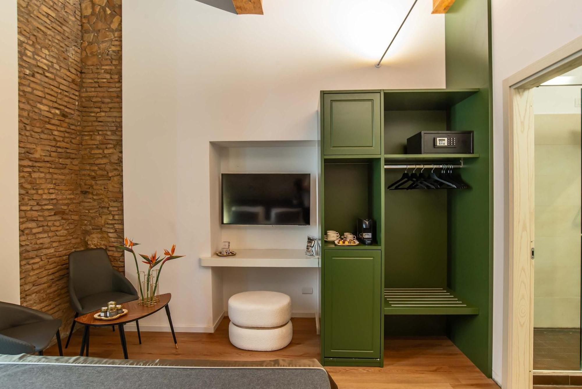 Ora Acanfora Suites Рим Екстериор снимка