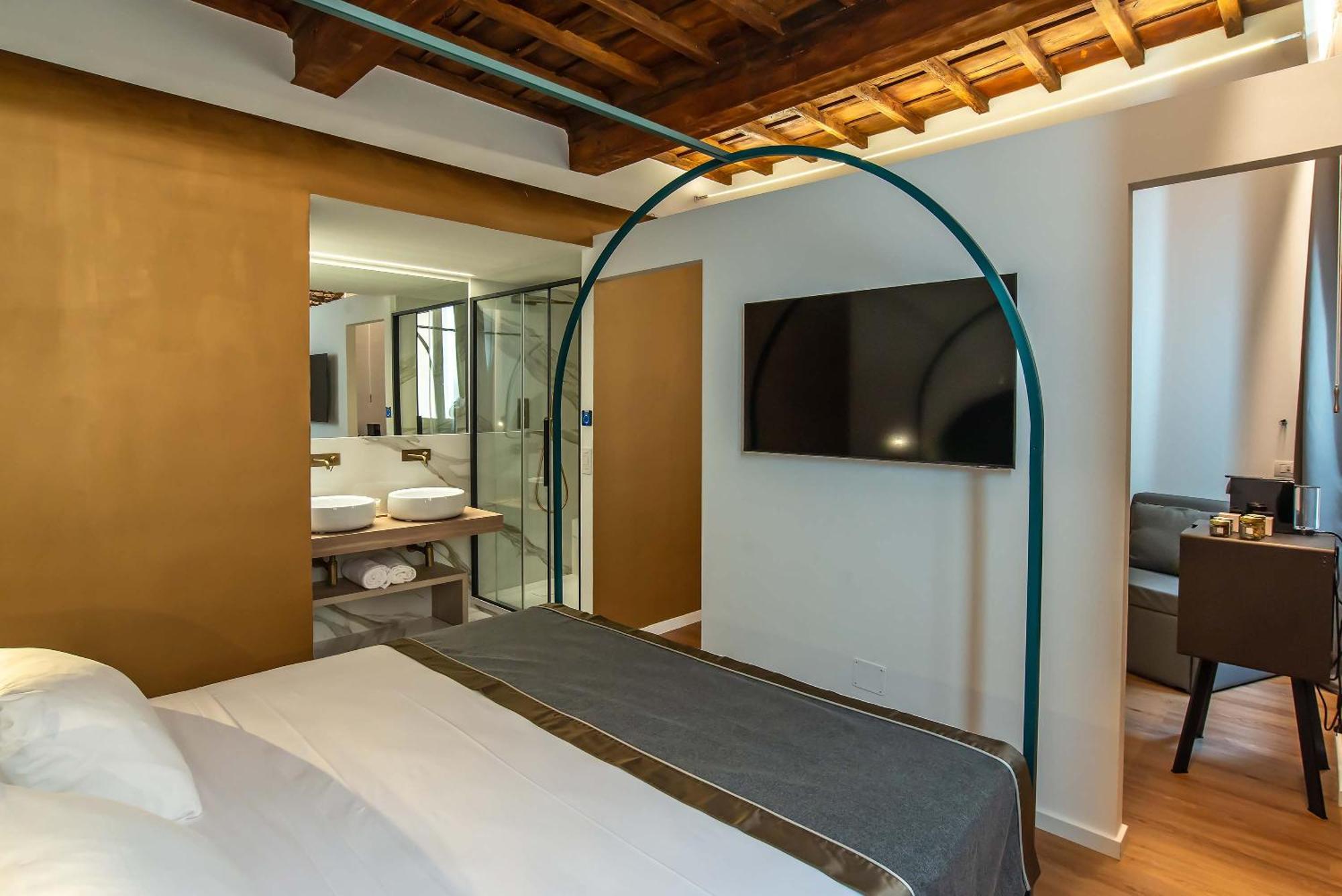 Ora Acanfora Suites Рим Екстериор снимка