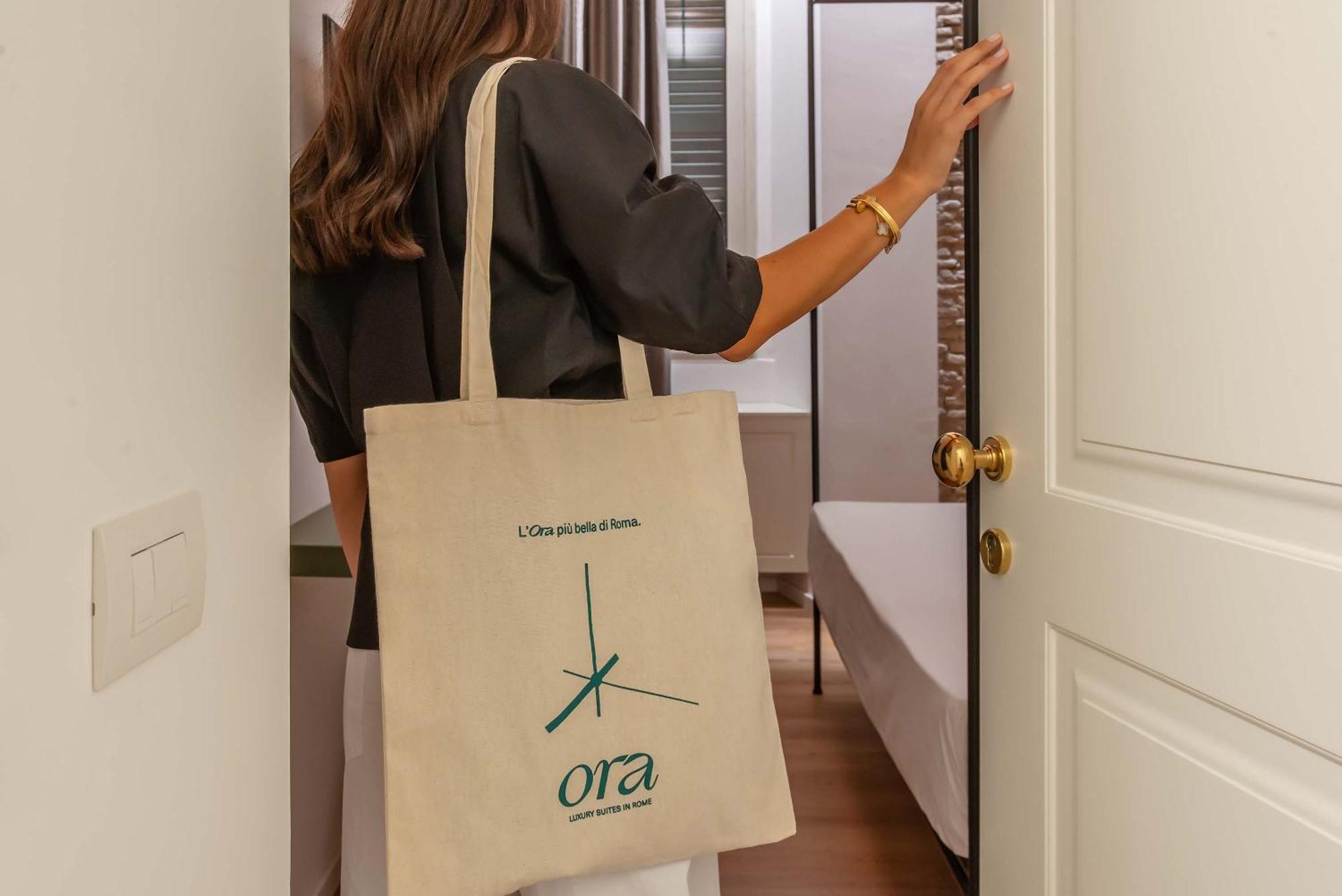Ora Acanfora Suites Рим Екстериор снимка