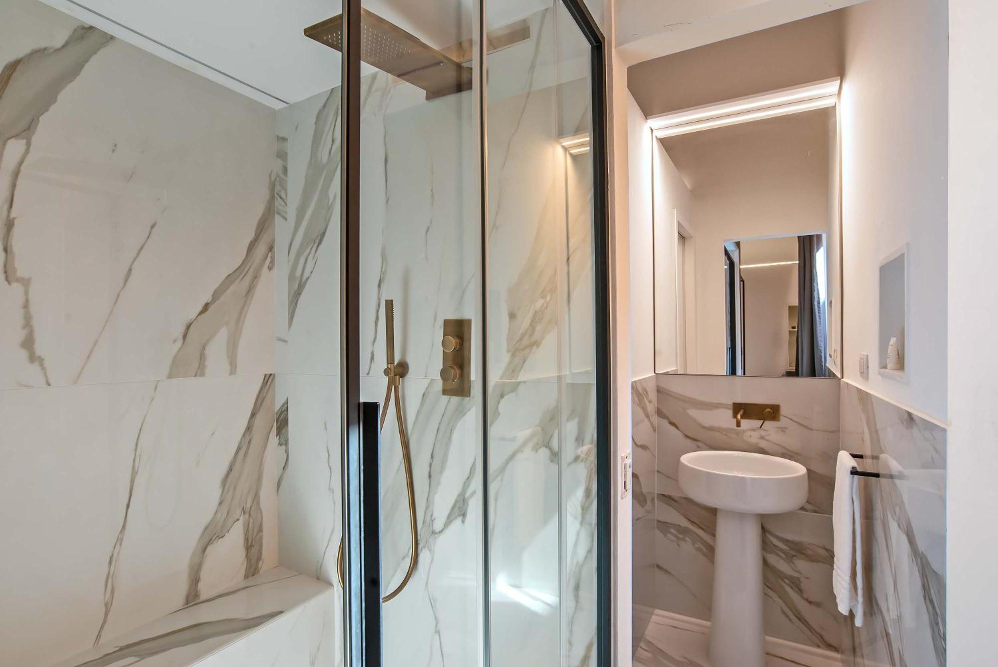 Ora Acanfora Suites Рим Екстериор снимка