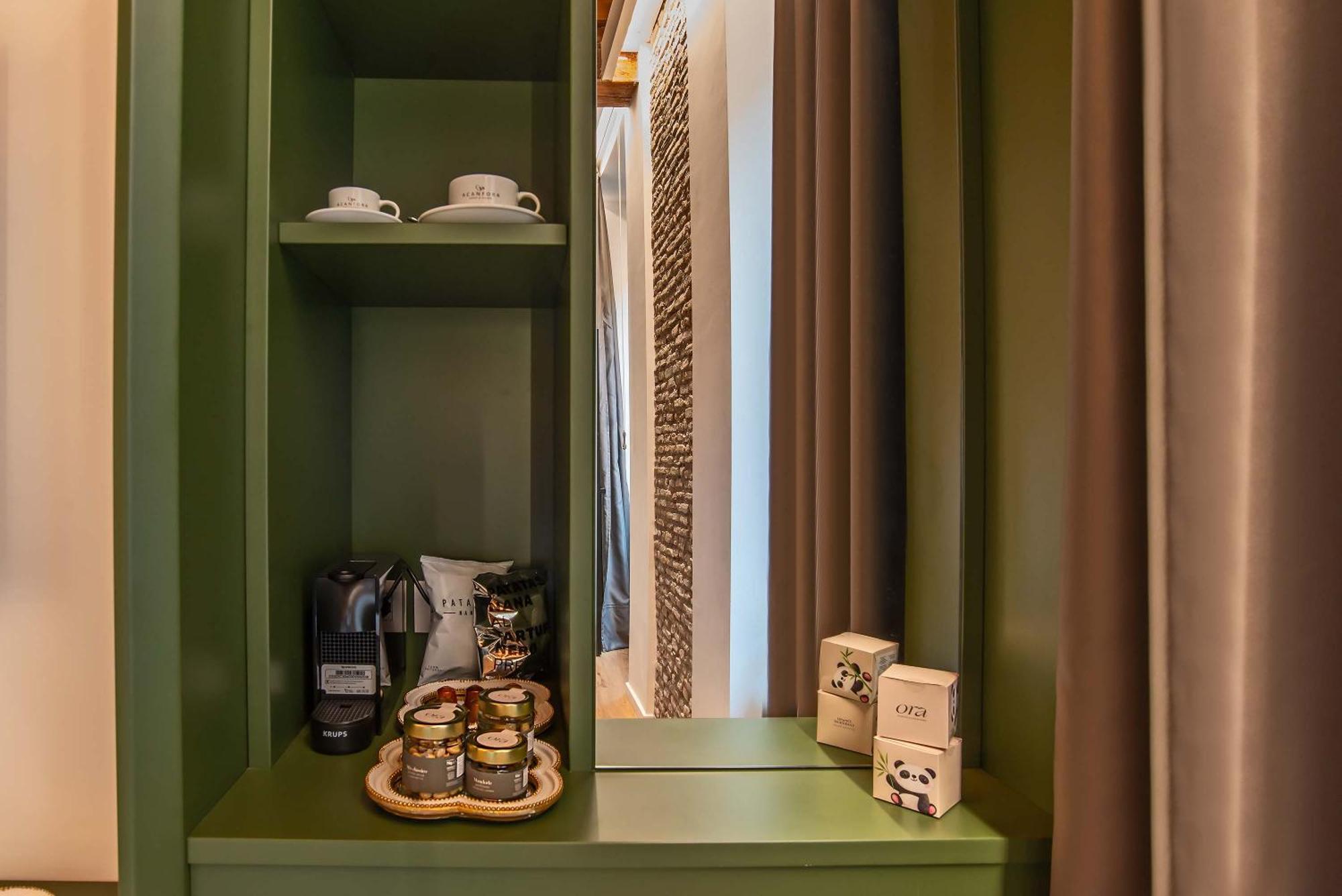 Ora Acanfora Suites Рим Екстериор снимка
