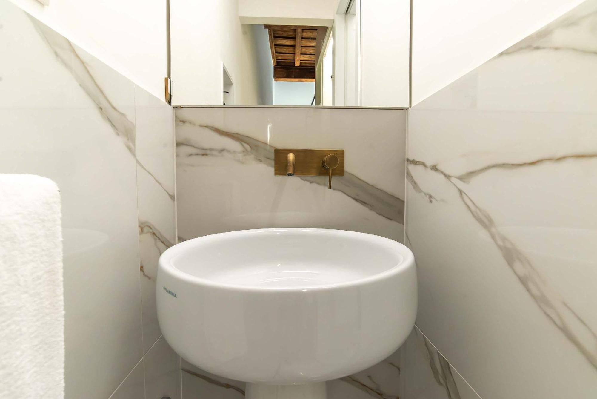 Ora Acanfora Suites Рим Екстериор снимка